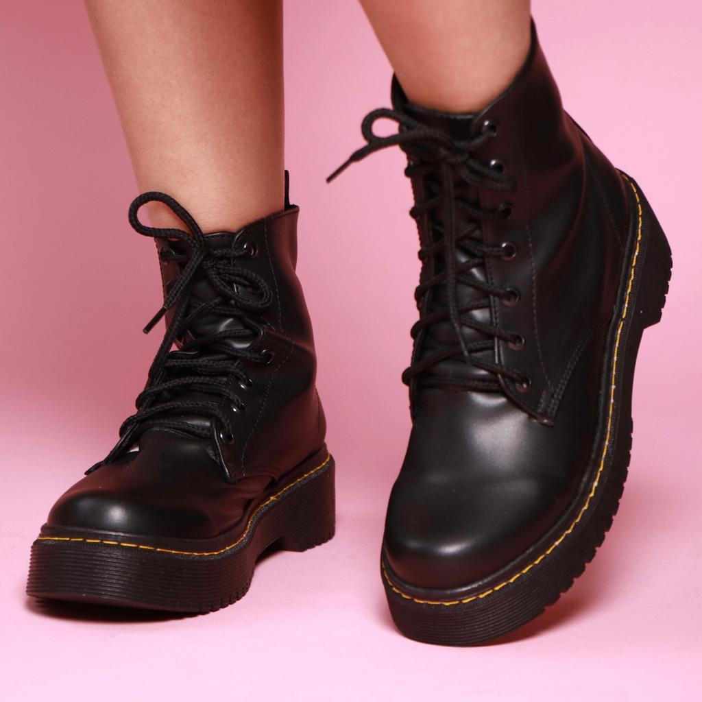 Combat boots - Pinayapple